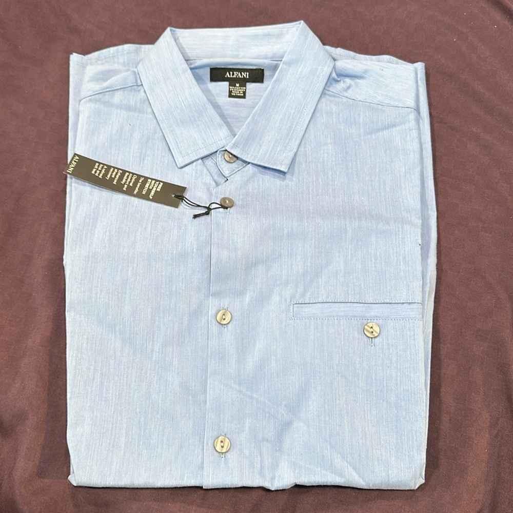 Alfani Men’s Short Sleeves Baby Sky Blue Medium Button Down Shirt 👔 🆕